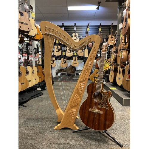 Meghan Harp-36 Str Carved w/Bag