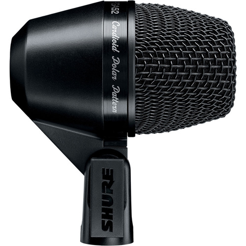 Shure PGA52 Cardioid Dynamic Kick Drum Microphone with XLR-XLR Cable